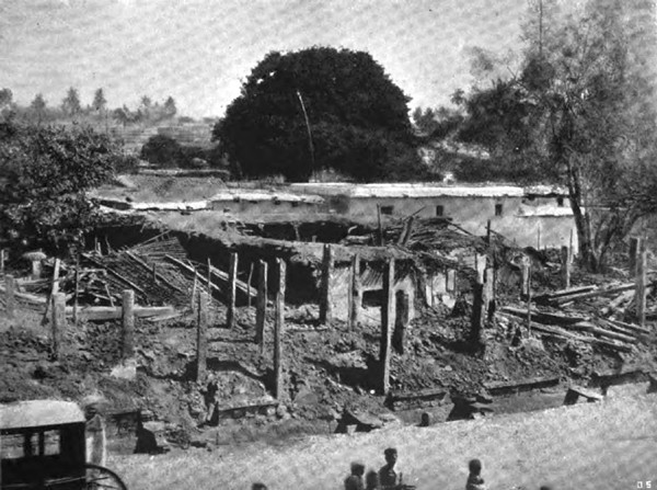 Picture of "native" house demolished in the aftermath of the plague due to colonial improvement measures in Bangalore. Source: H Gordon, "A Plague Stricken City," The English Illustrated Magazine 22, no. 193 (1899): 17–23.